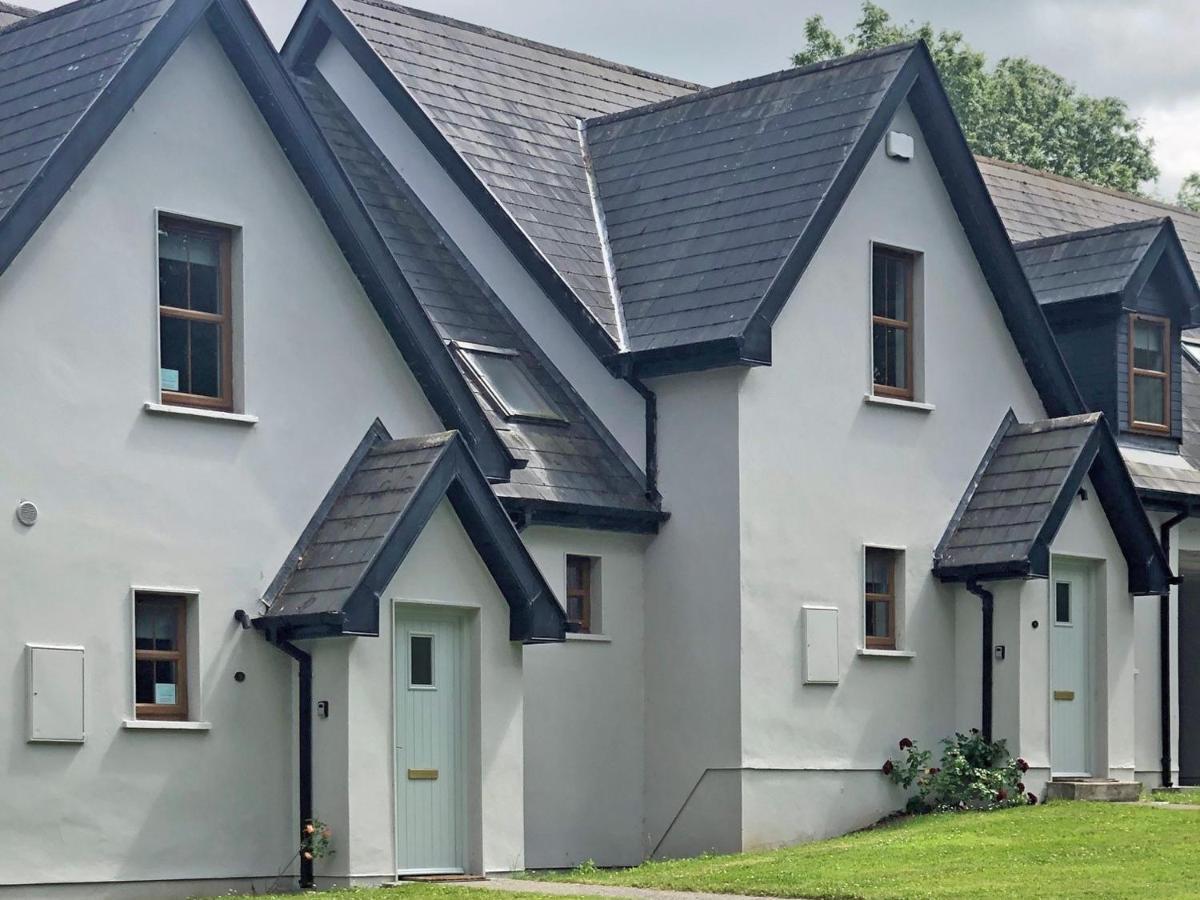 Old Court Holiday Homes Terryglass - Sleeps 6 By Trident Holiday Homes エクステリア 写真
